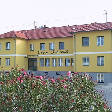 Pension Schlossblick Nebersdorf Esterno foto